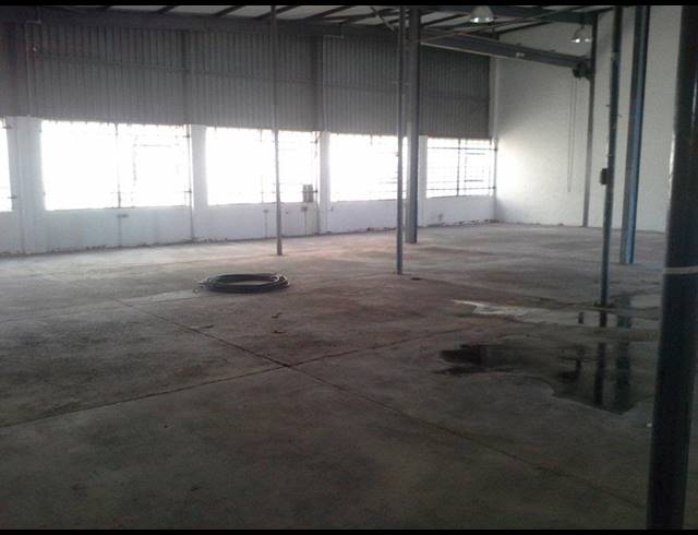 500M² FACTORY TO LET IN WETTON